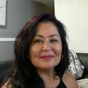 Meet your Posher, Deborah